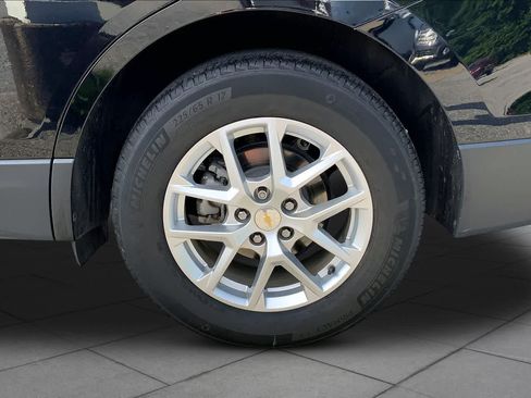 Used 2024 Chevrolet Equinox LS FWD image 11