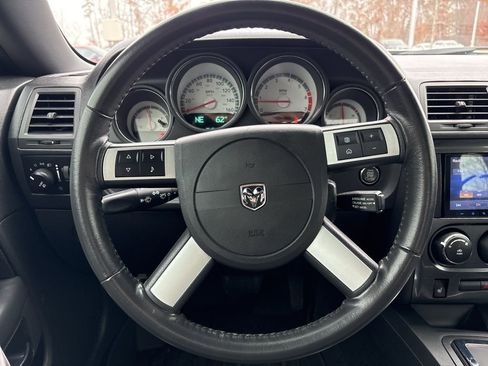 Used 2010 Dodge Challenger R/T image 17