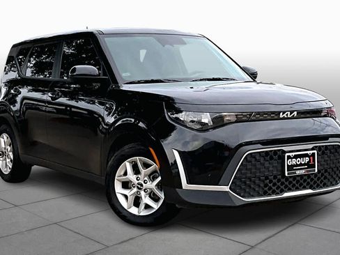 Used 2024 Kia Soul LX w/ Option Group 015 image 3