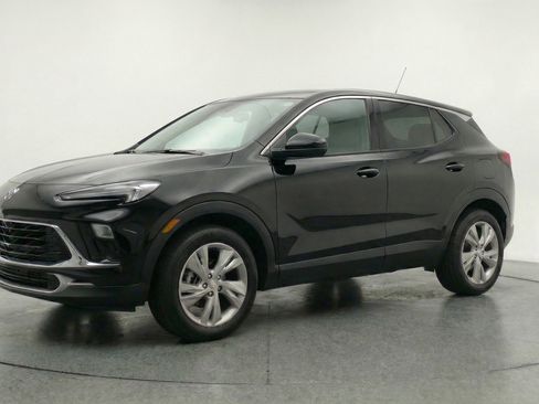 Used 2025 Buick Encore GX Preferred image 3