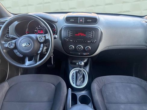 Used 2015 Kia Soul FWD image 20