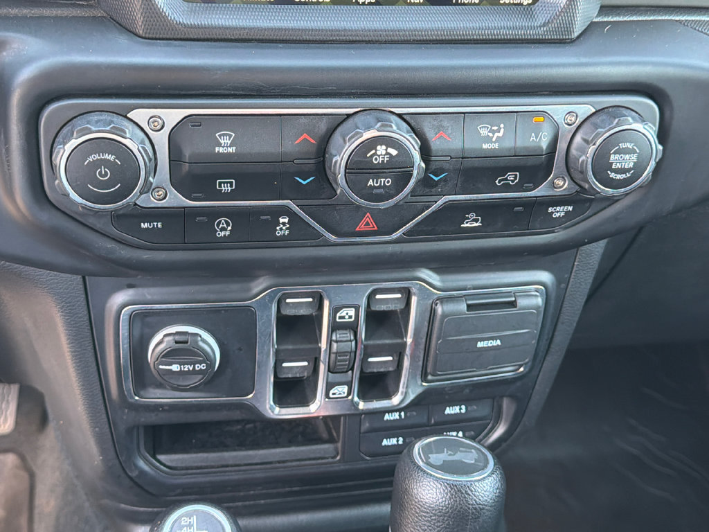Used 2022 Jeep Wrangler Unlimited Sport AWD/4WD image 29