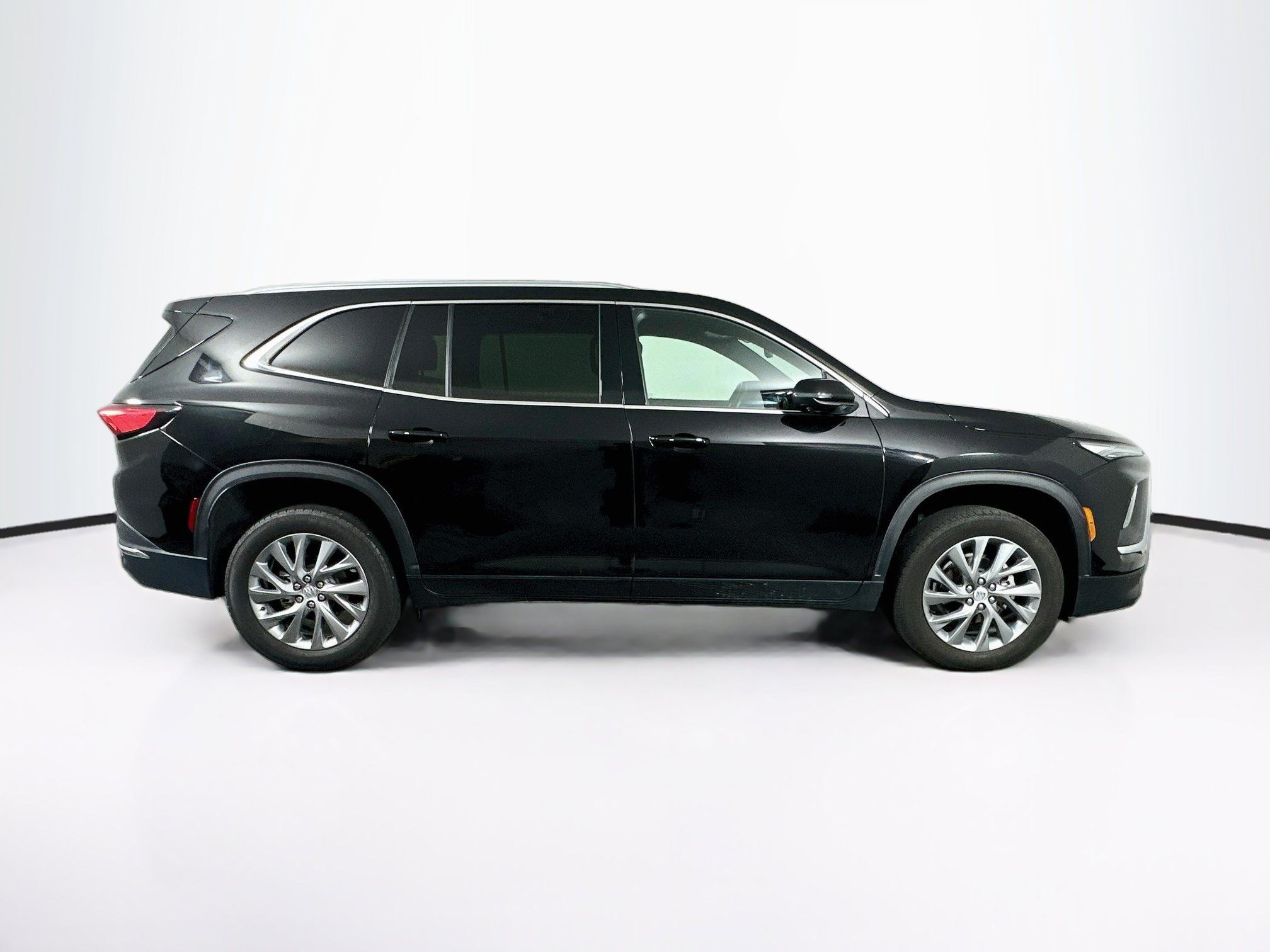 Used 2025 Buick Enclave Preferred FWD image 10