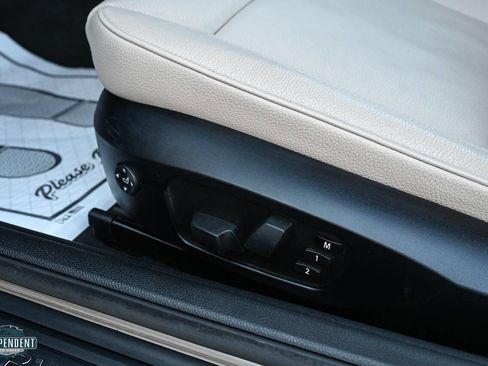 Used 2013 BMW 128i Convertible image 17