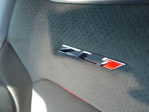 Used 2019 Chevrolet Camaro ZL1 image 13