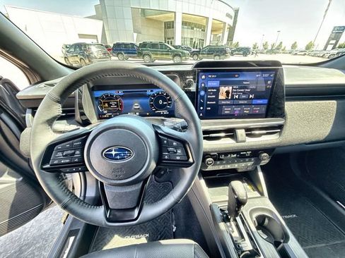Used 2026 Subaru Outback Limited AWD/4WD image 14
