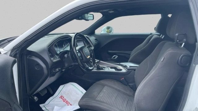 Used 2021 Dodge Challenger SXT RWD image 17