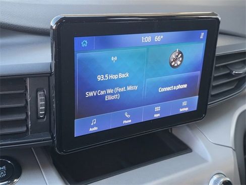 Used 2023 Ford Explorer XLT image 21