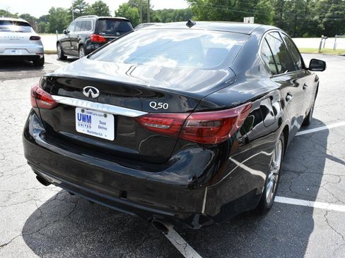 Used 2019 INFINITI Q50 Luxe w/ Essential Package (3.0T Luxe) RWD image 6