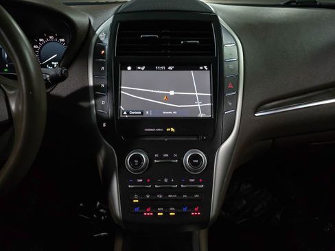 Used 2017 Lincoln MKC Reserve image 25
