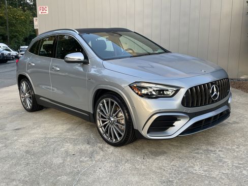 Certified 2025 Mercedes-Benz GLA 35 AMG 4MATIC image 4