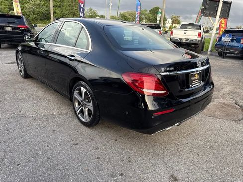 Used 2018 Mercedes-Benz E 300 4MATIC w/ Premium 1 Package image 7