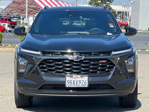 Used 2024 Chevrolet Trax RS w/ Sunroof Package FWD image 10