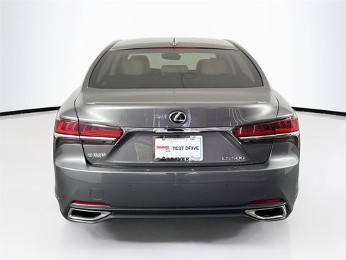 Used 2019 Lexus LS 500 w/ Interior Upgrade Package RWD image 11