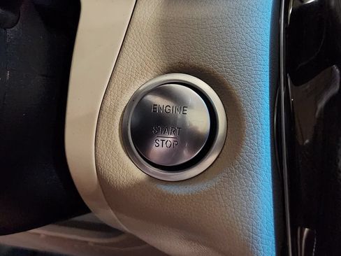 Used 2019 Mercedes-Benz GLC 300 image 39