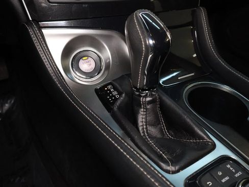 Used 2017 Nissan Maxima Platinum w/ Interior Lighting Package FWD image 33