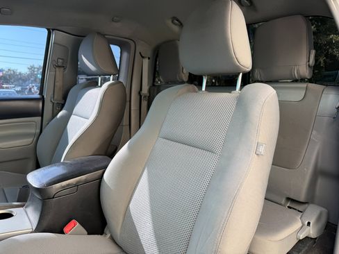 Used 2013 Toyota Tacoma 4x4 Access Cab V6 image 29