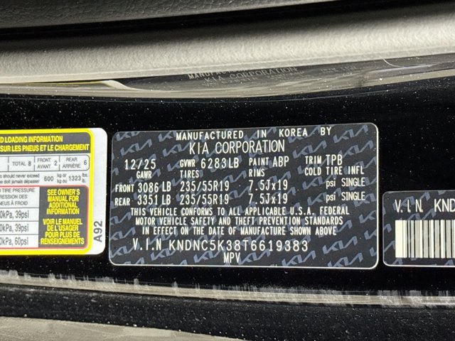 Certified 2026 Kia Carnival EX FWD image 32