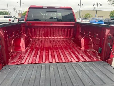 Used 2023 Chevrolet Silverado 1500 LTZ w/ LTZ Convenience Package II AWD/4WD image 40