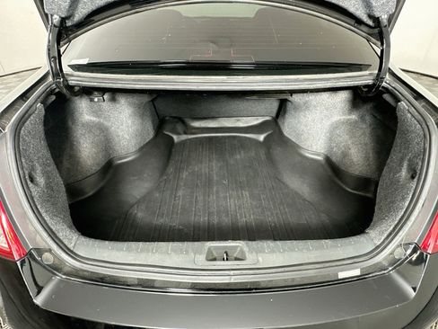 Used 2011 Honda Accord EX-L image 25