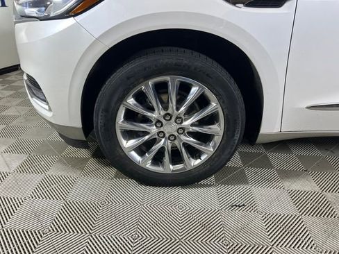 Used 2021 Buick Enclave Essence w/ Sound and Sites Package image 25