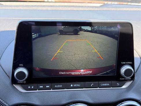 Used 2025 Nissan Sentra SV FWD image 25