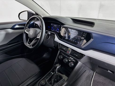 Used 2023 Volkswagen Taos SE w/ Panoramic Sunroof Package AWD/4WD image 28