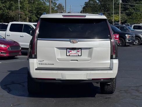Used 2017 Cadillac Escalade Platinum AWD/4WD image 20
