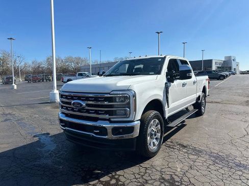 Certified 2024 Ford F250 Lariat w/ Lariat Ultimate Package image 4