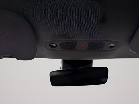 Used 2021 Tesla Model 3 Standard Range Plus image 39