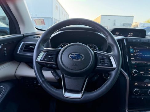 Used 2019 Subaru Ascent Touring w/ Popular Package #2 AWD/4WD image 8