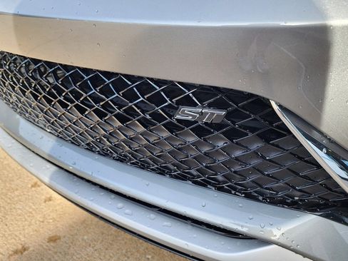 New 2026 Buick Envista Sport Touring image 10