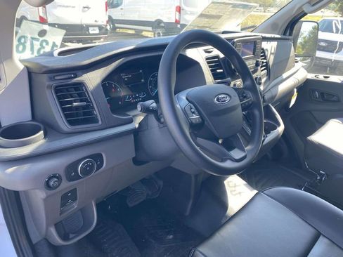 New 2025 Ford Transit 250 Low Roof image 15