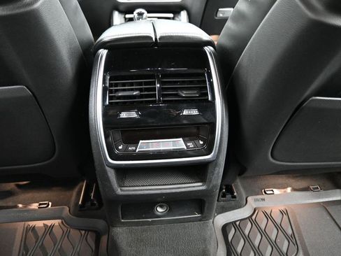 Used 2020 BMW X6 xDrive40i w/ Executive Package image 38