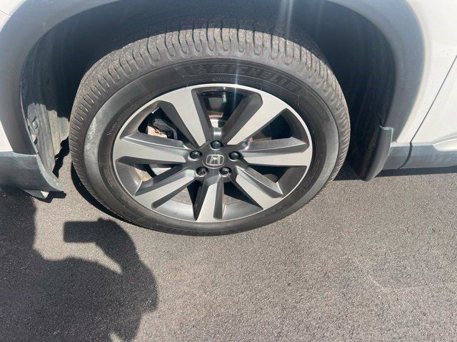 Used 2023 Honda Pilot Touring image 5