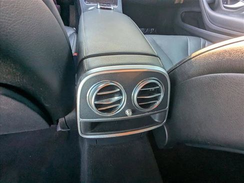 Used 2015 Mercedes-Benz S 550 4MATIC Sedan image 18