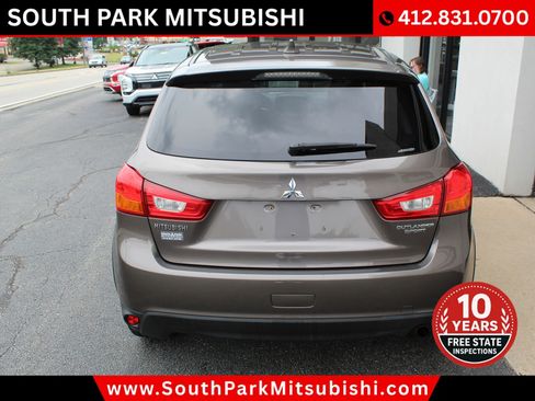 Used 2017 Mitsubishi Outlander Sport ES AWD/4WD image 8
