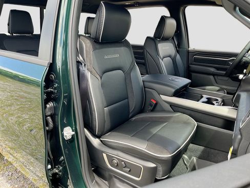New 2026 RAM 1500 Laramie AWD/4WD image 30