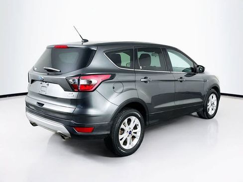 Used 2017 Ford Escape SE FWD image 25