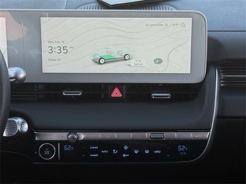 Used 2024 Hyundai Ioniq 5 Limited image 16