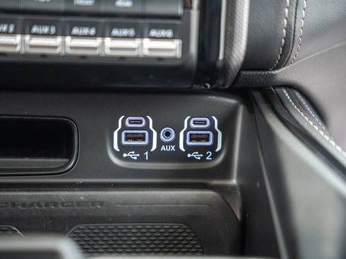 Used 2023 RAM 3500 Limited AWD/4WD image 31