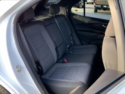 Used 2024 Chevrolet Equinox LT w/ LPO, Floor Liner Package FWD image 19