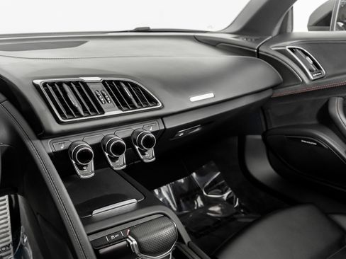 Used 2023 Audi R8 V10 performance image 40