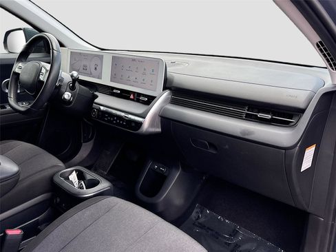 Used 2024 Hyundai Ioniq 5 SEL RWD image 28