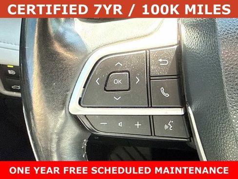 Used 2024 Toyota Highlander LE FWD image 24