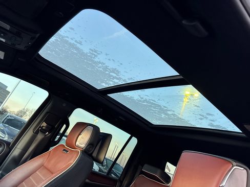 Used 2023 GMC Yukon XL Denali Ultimate image 25