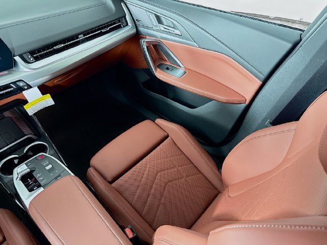Used 2026 BMW X2 xDrive28i AWD/4WD image 25