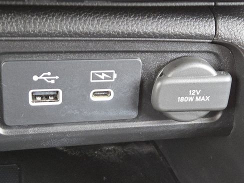 Used 2025 Honda Pilot EX-L image 11