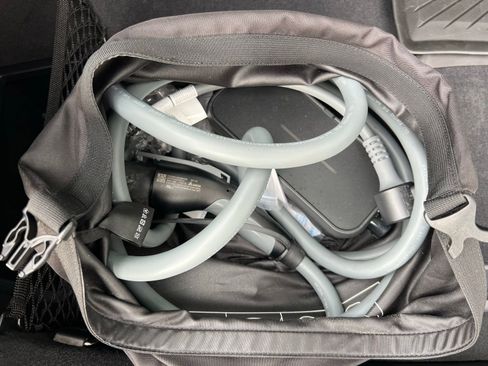 Used 2023 BMW i4 eDrive40 w/ Premium Package image 22