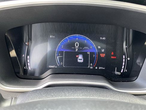 Certified 2025 Toyota Corolla Cross XLE w/ Convenience Package AWD/4WD image 15